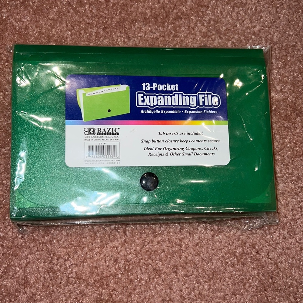 NWT 13 pocket handheld expanding file for money/coupons/receipts w/ tabs